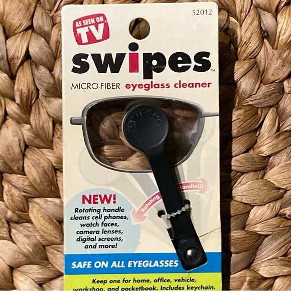 3/$25! SWIPES MICROFIBER EYEGLASS CLEANER—NEVER USED! - Picture 1 of 5